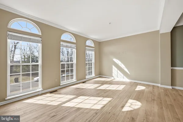 $3,500 | 19188 Sweig Terrace, Leesburg, VA 20176