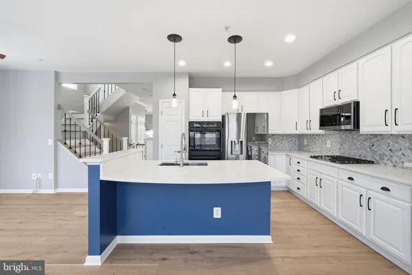 $3,500 | 19188 Sweig Terrace, Leesburg, VA 20176