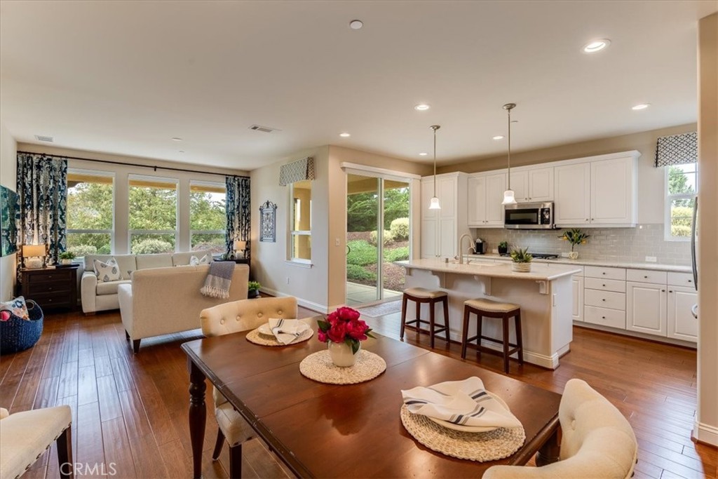 1176 Spring Azure Way Nipomo, CA 93444 - Photo 4 of 40
