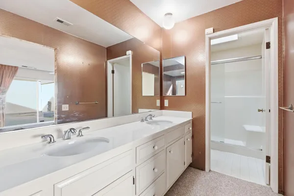 $447,500 | 1937 Bur Oak Drive, Modesto, CA 95354