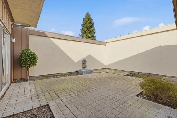 $447,500 | 1937 Bur Oak Drive, Modesto, CA 95354
