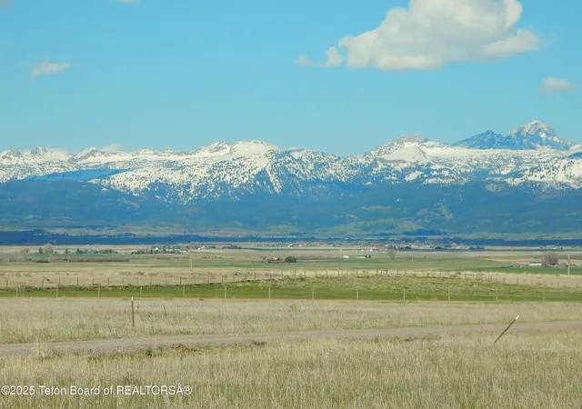 $399,000 | 6053 West 1400 North, Driggs, ID 83422