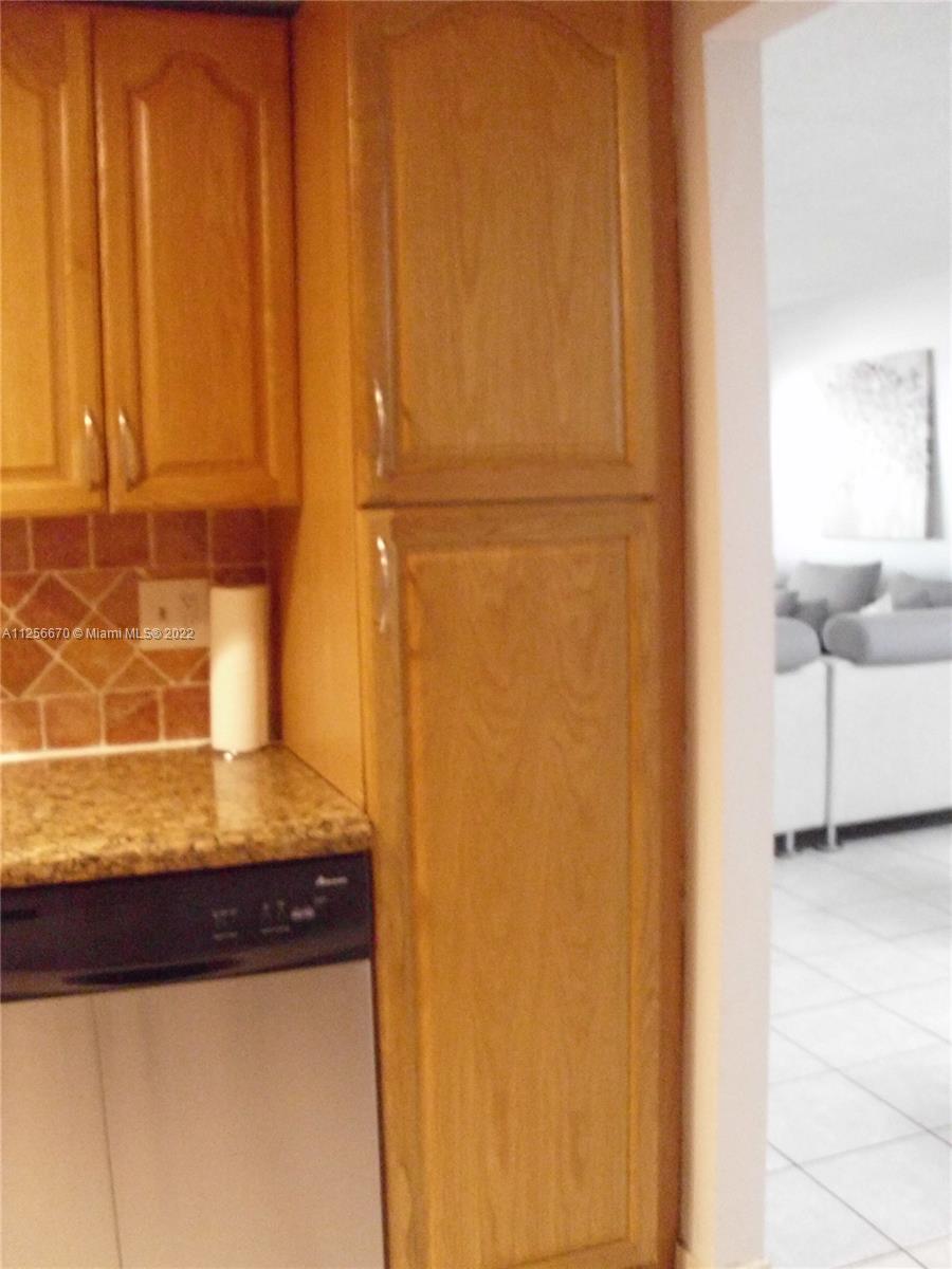 6500 Cypress Road, Unit 104 Plantation, FL 33317 - Photo 25 of 36 Gallery Image 25