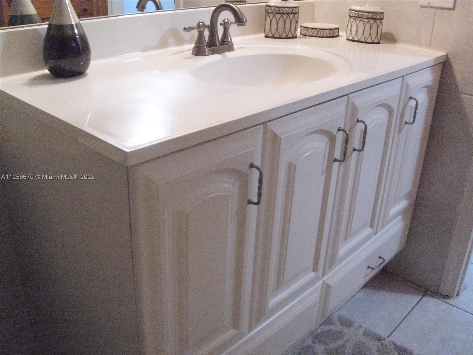 6500 Cypress Road, Unit 104 Plantation, FL 33317 - Photo 28 of 36 Gallery Image 28