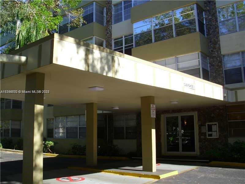 6500 Cypress Road, Unit 104 Plantation, FL 33317 - Photo 4 of 36 Gallery Image 4