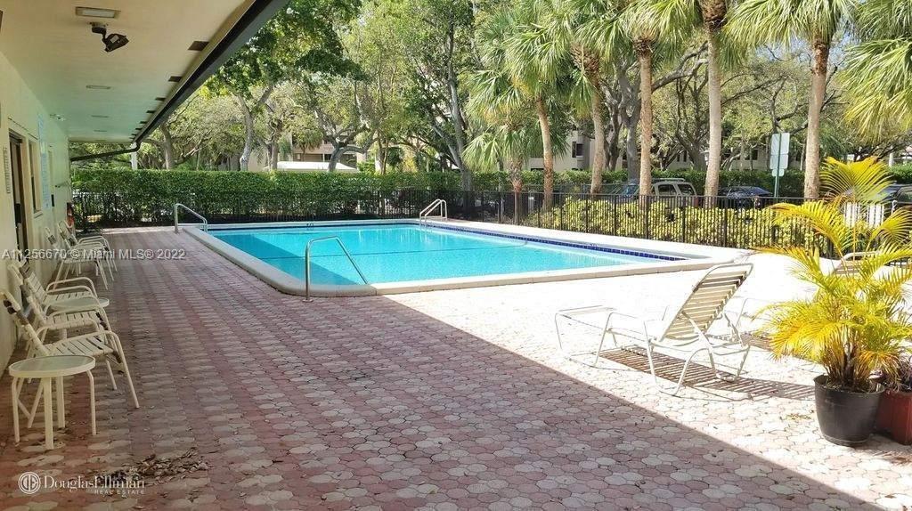 6500 Cypress Road, Unit 104 Plantation, FL 33317 - Photo 5 of 36 Gallery Image 5