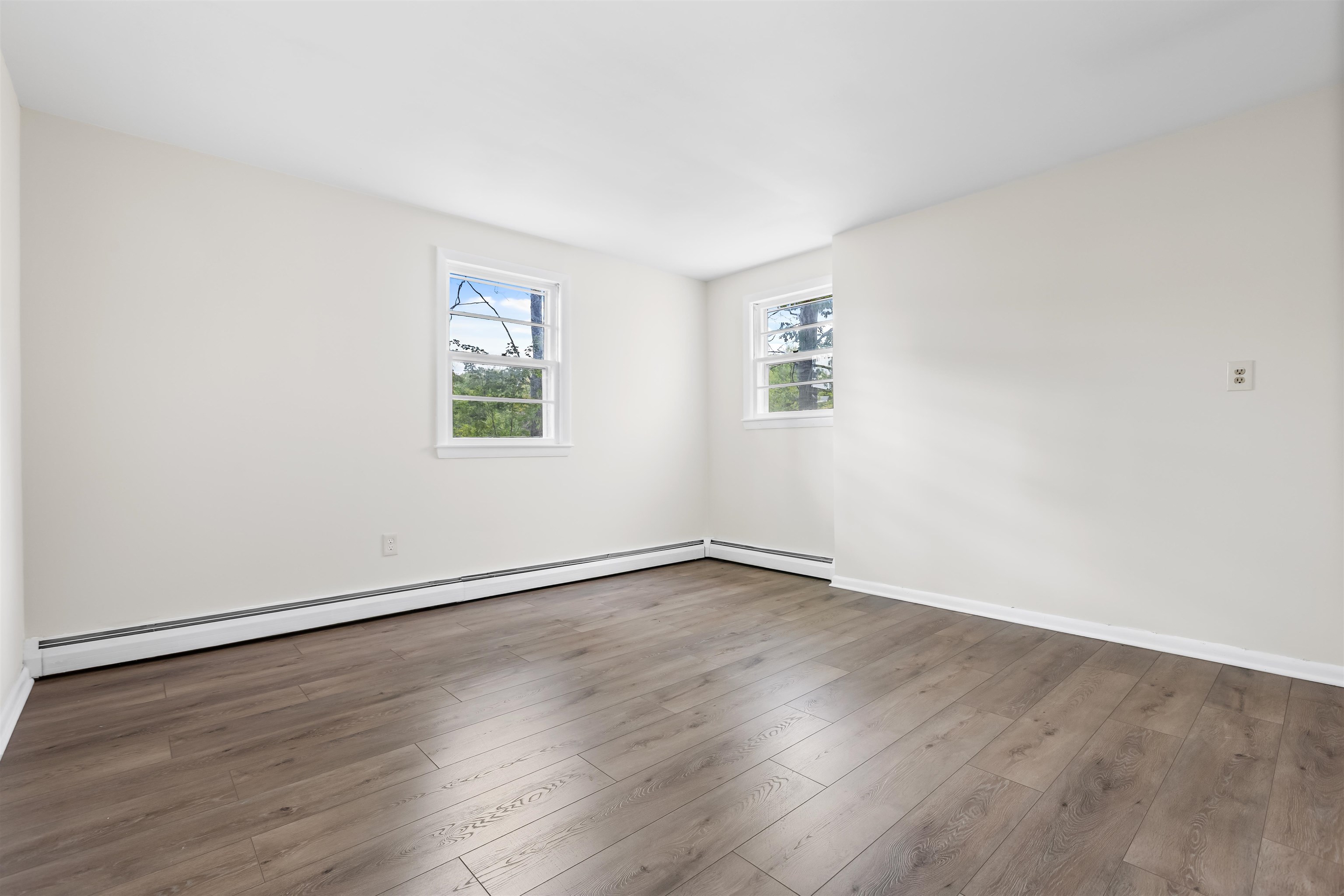 35 Alexander Drive Manchester, NH 03109 - Photo 15 of 20