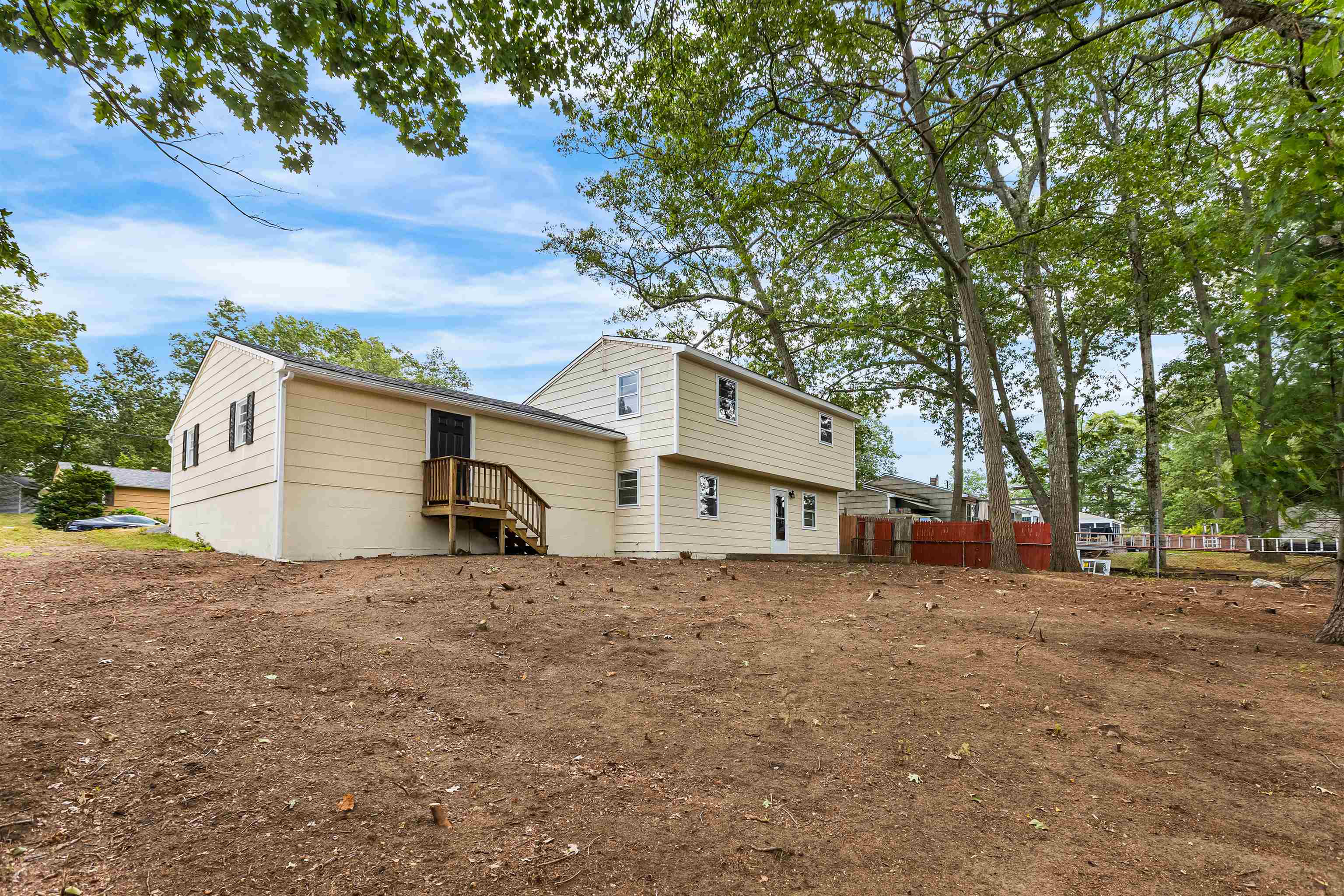 35 Alexander Drive Manchester, NH 03109 - Photo 18 of 20