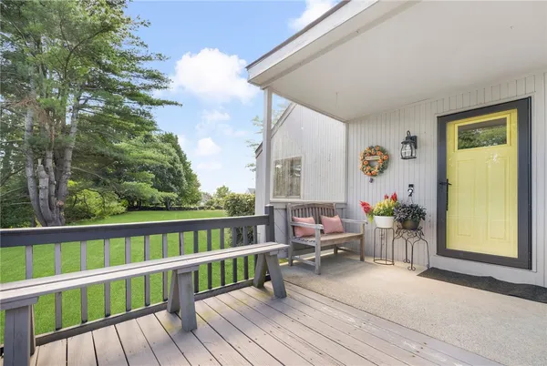 $4,600 | 581 Middle Road, Portsmouth, RI 02871