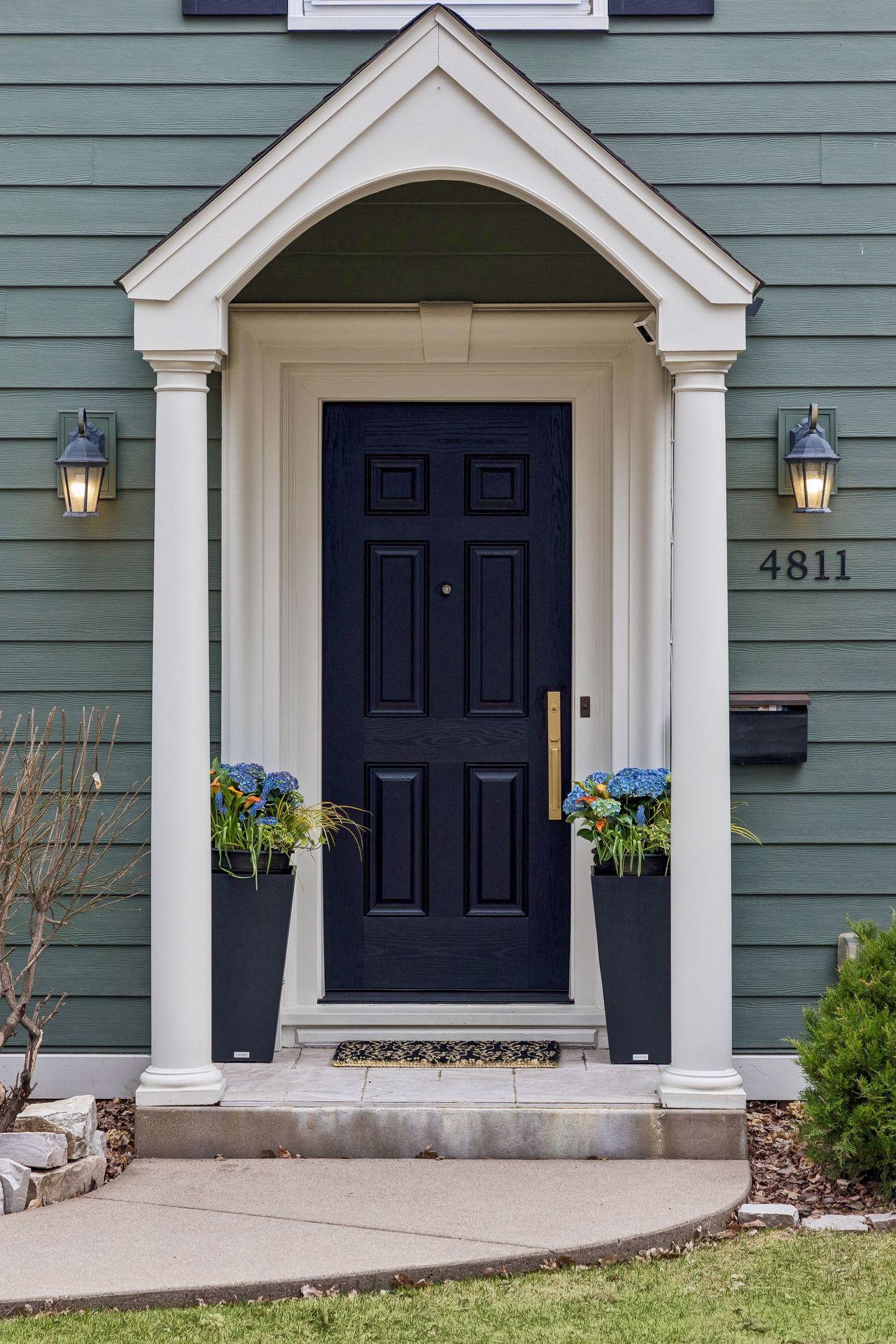 4811 Maple Road Edina, MN 55424 - Photo 4 of 78