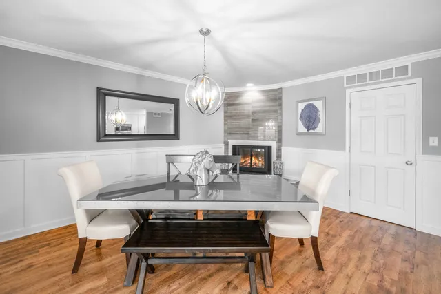 an outdoor view of the house