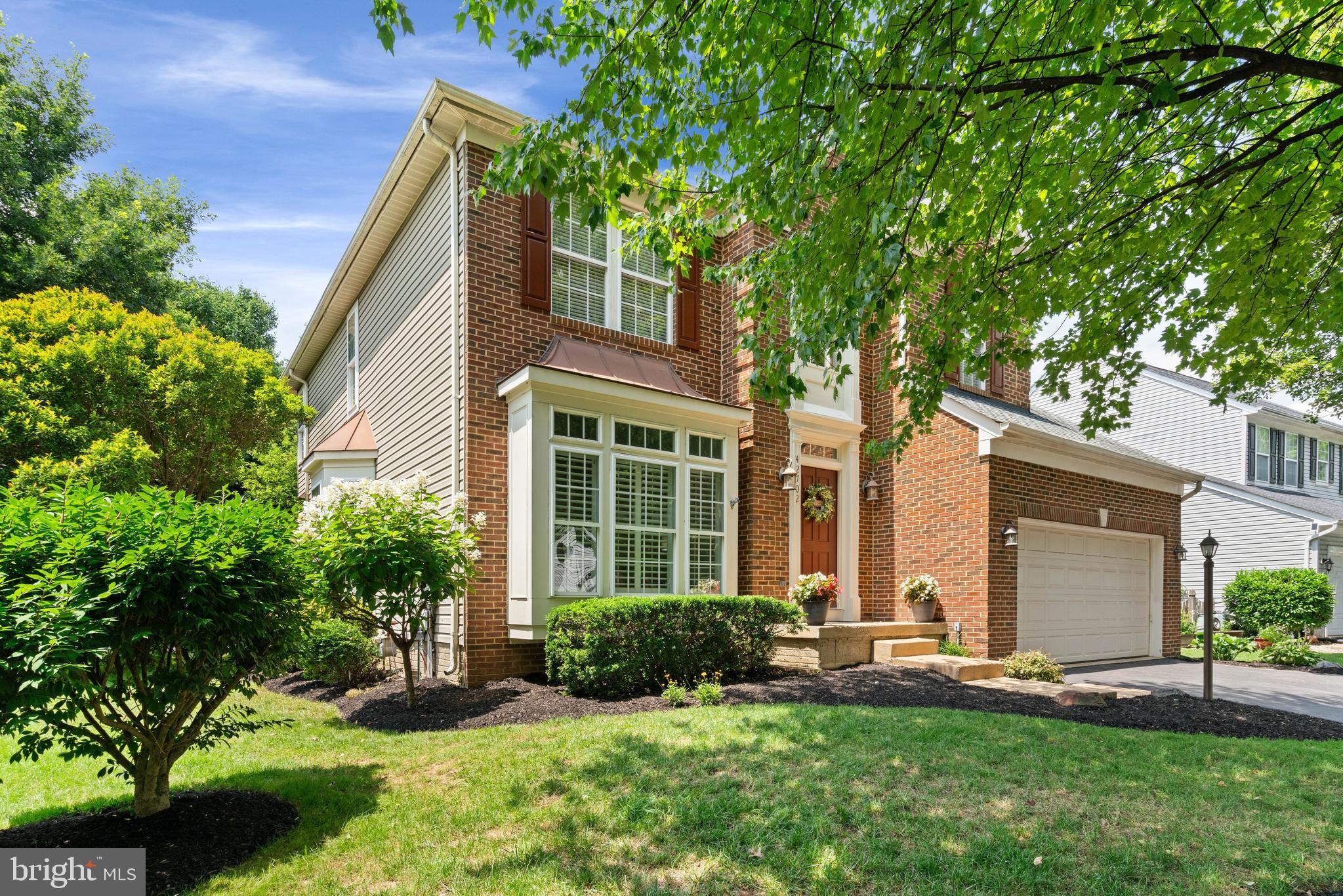 42702 Middle Ridge Place Broadlands, VA 20148 - Photo 7 of 60 Front