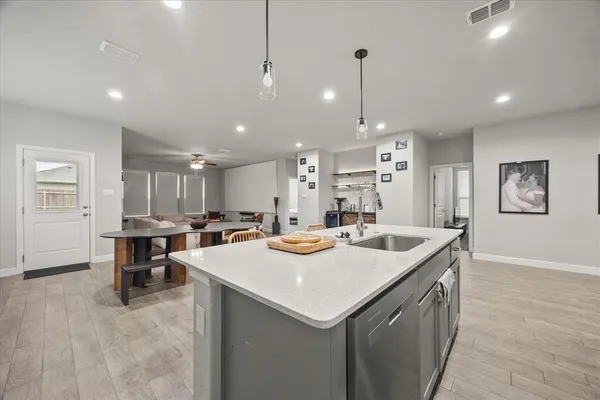 $2,600 | 1009 Croxley Way, Fort Worth, TX 76247