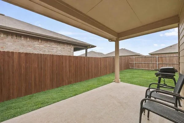 $2,600 | 1009 Croxley Way, Fort Worth, TX 76247