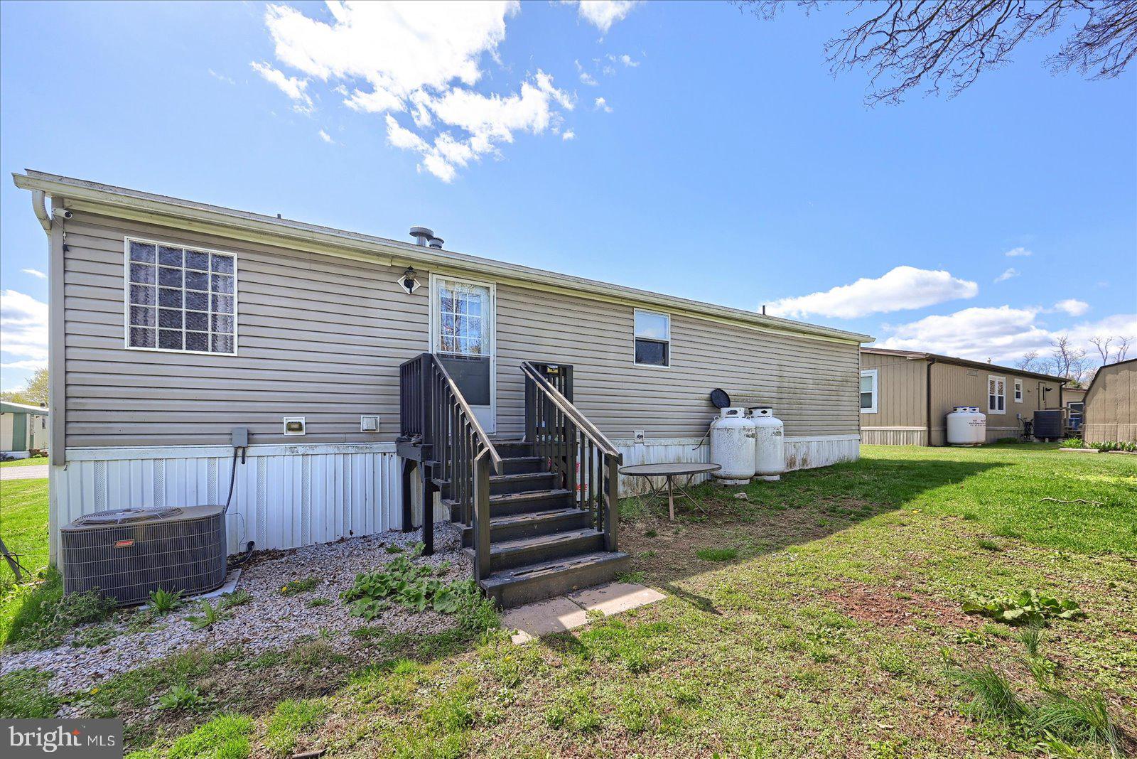 203 Rife Road, Unit 52 East Berlin, PA 17316 - Photo 9 of 24 Gallery Image 9