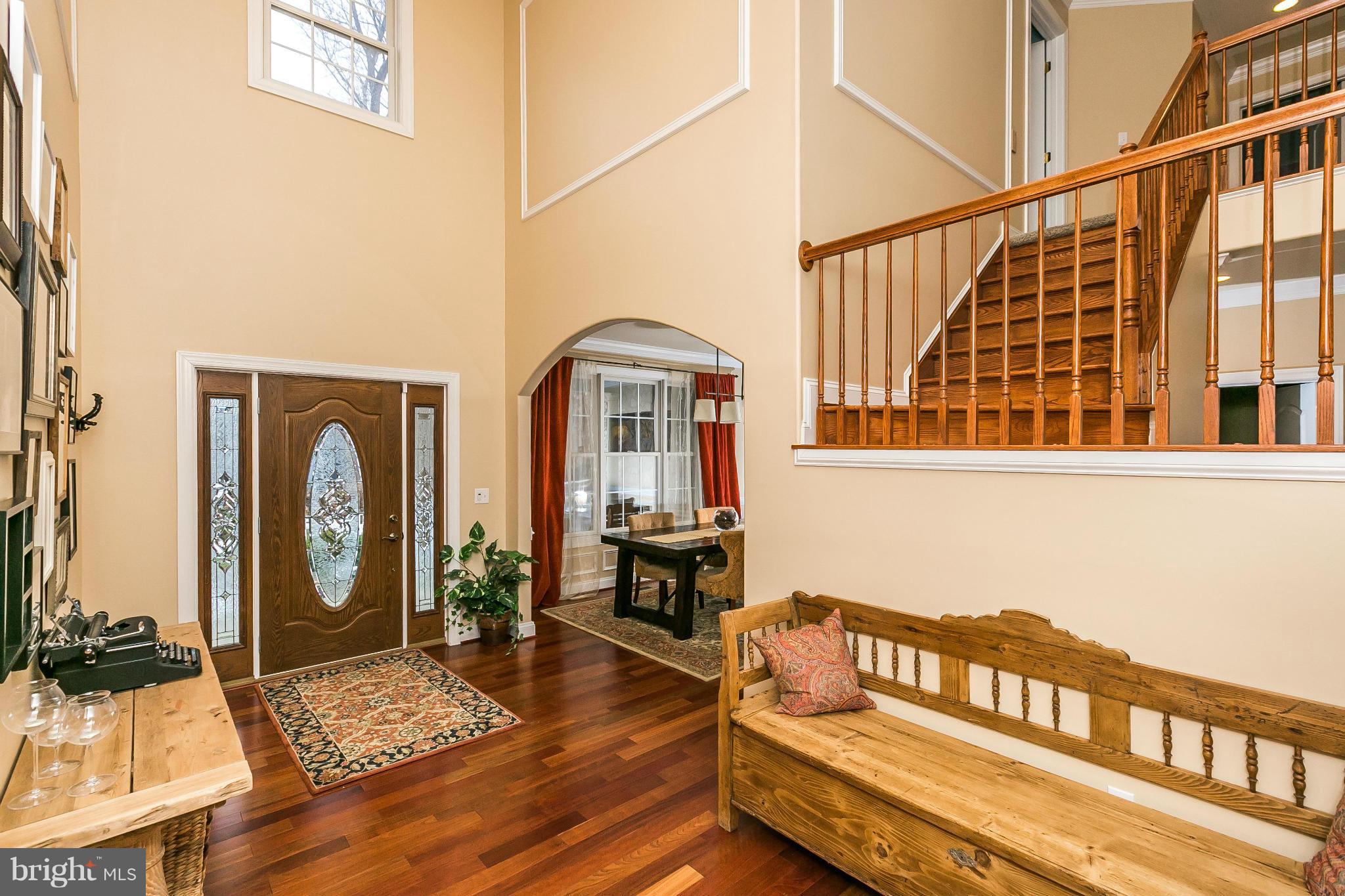 2001 Old Valley Road Pikesville, MD 21208 - Photo 4 of 30 2 Story Foyer