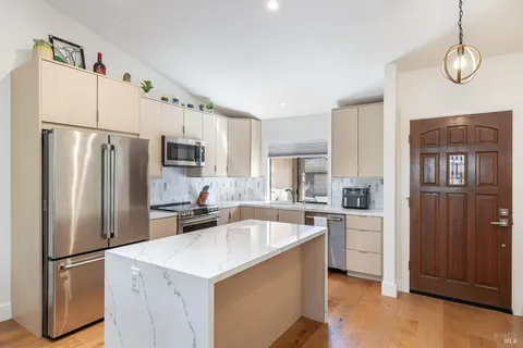 $550,000 | 882 Professional Drive, Napa, CA 94558