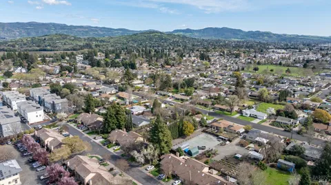 $550,000 | 882 Professional Drive, Napa, CA 94558