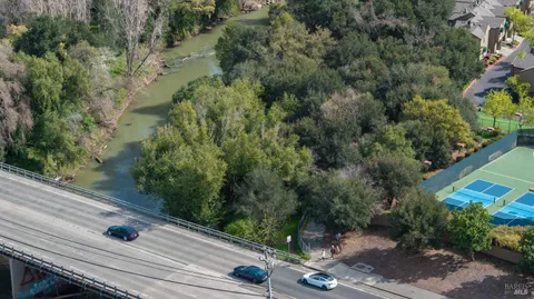 $550,000 | 882 Professional Drive, Napa, CA 94558