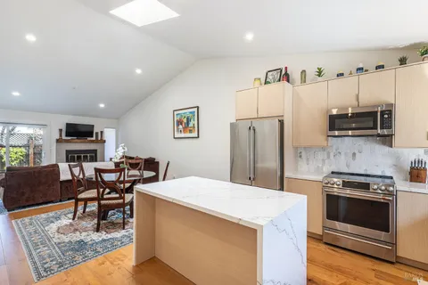 $550,000 | 882 Professional Drive, Napa, CA 94558