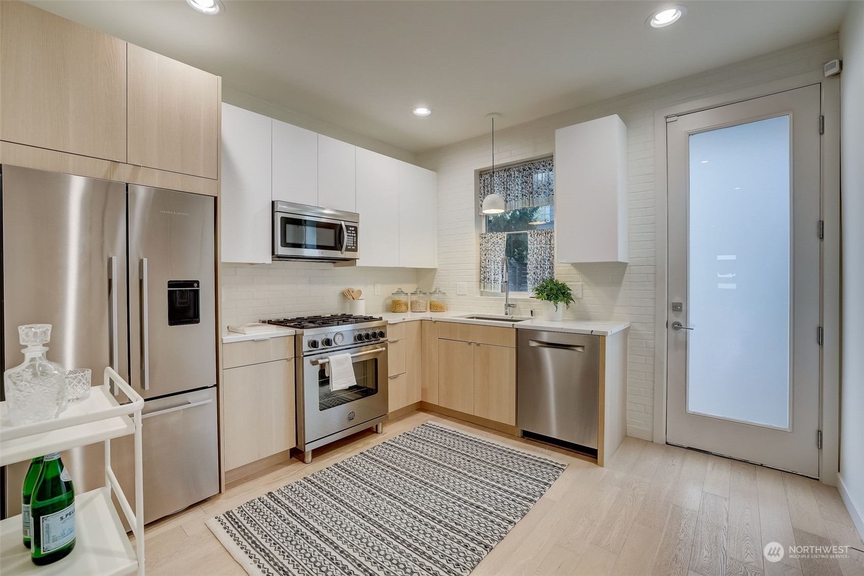 2839 Southwest Yancy Street, Unit A Seattle, WA 98126 - Photo 12 of 40 Gallery Image 12