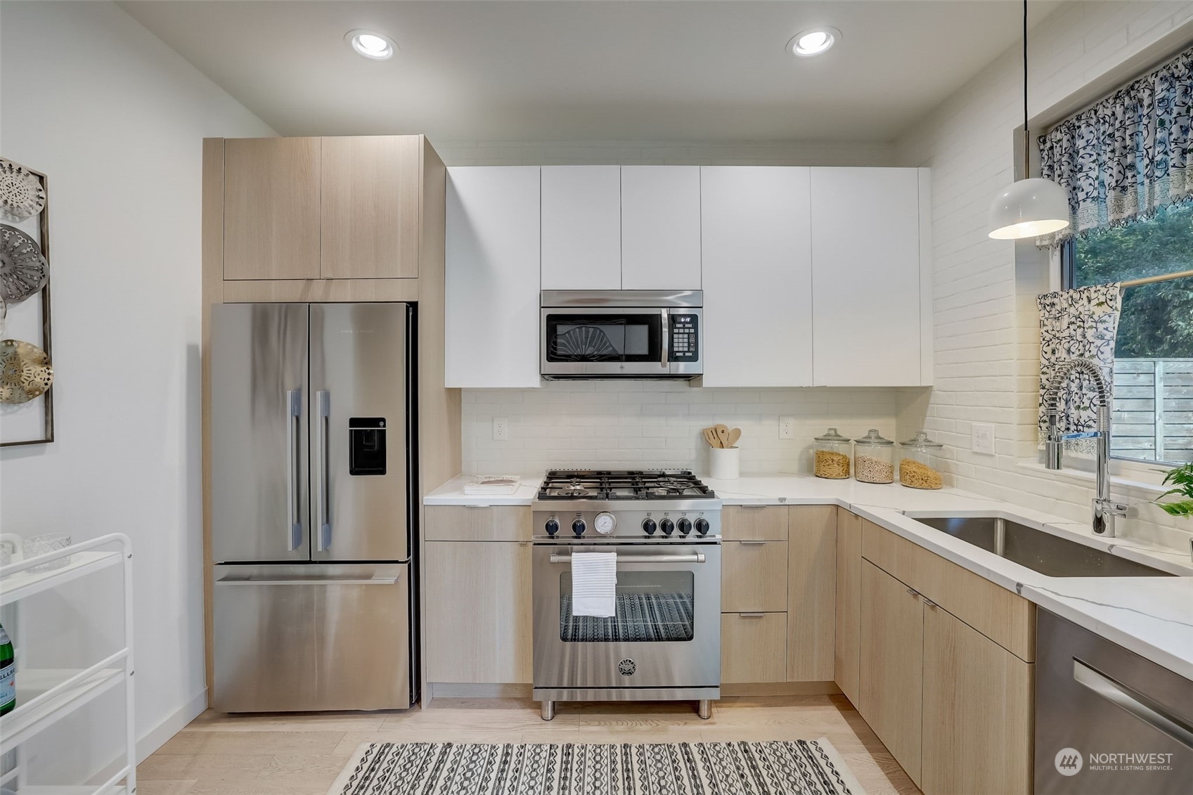 2839 Southwest Yancy Street, Unit A Seattle, WA 98126 - Photo 16 of 40 Gallery Image 16