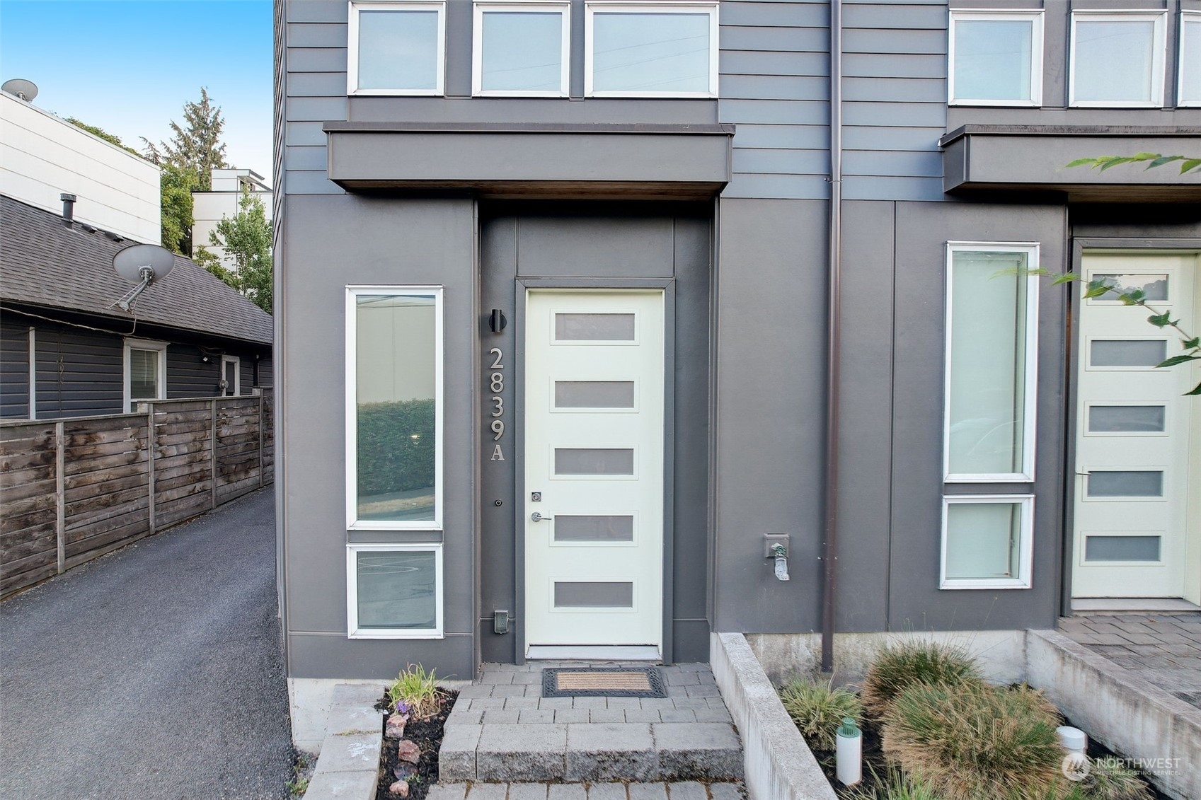 2839 Southwest Yancy Street, Unit A Seattle, WA 98126 - Photo 4 of 40 Gallery Image 4