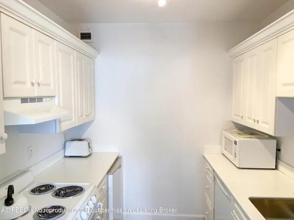 $11,000 | 44 Cocoanut Row, Unit 610A, Palm Beach, FL 33480