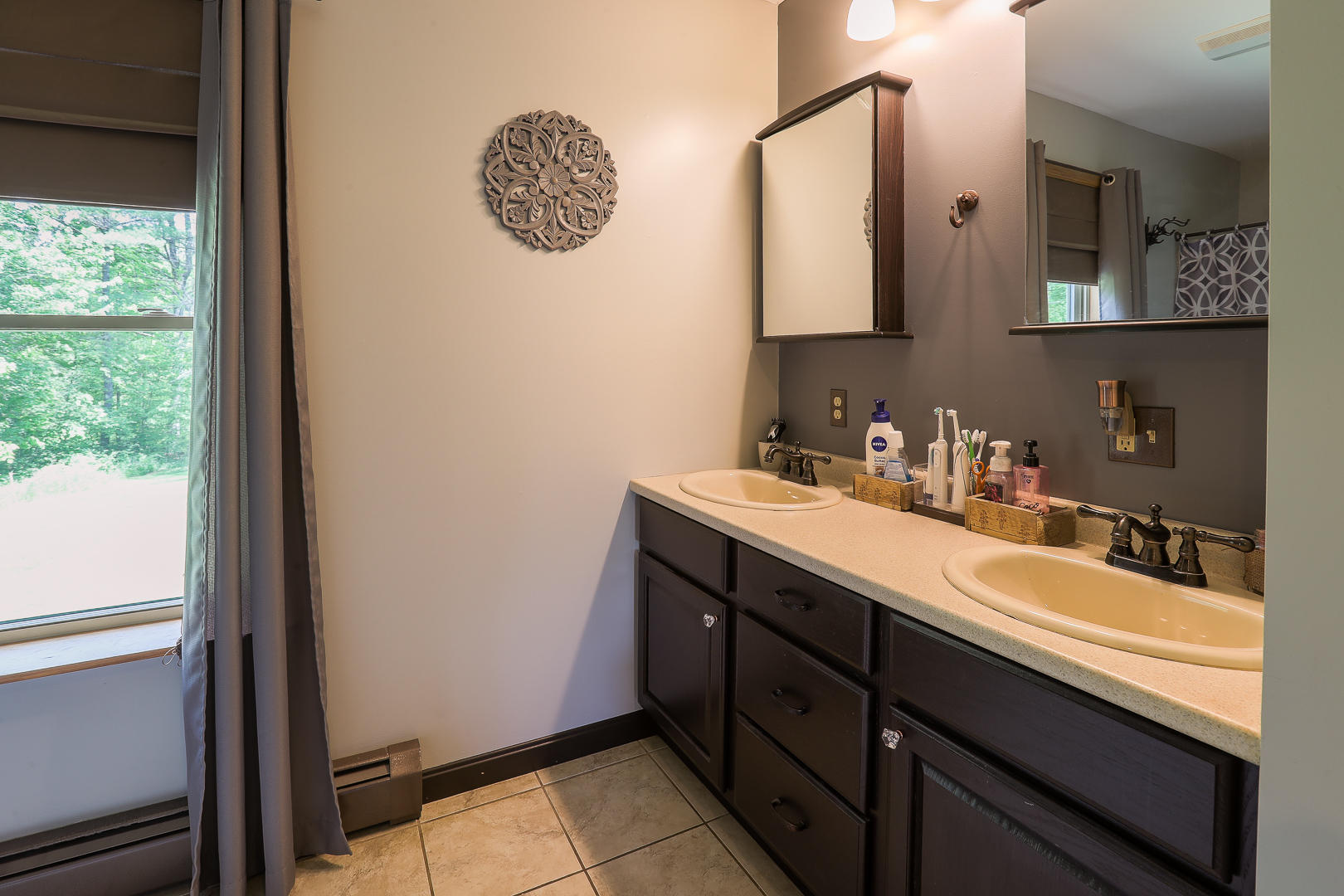 139 Boston Road Winterport, ME 04496 - Photo 27 of 44 masterbath2