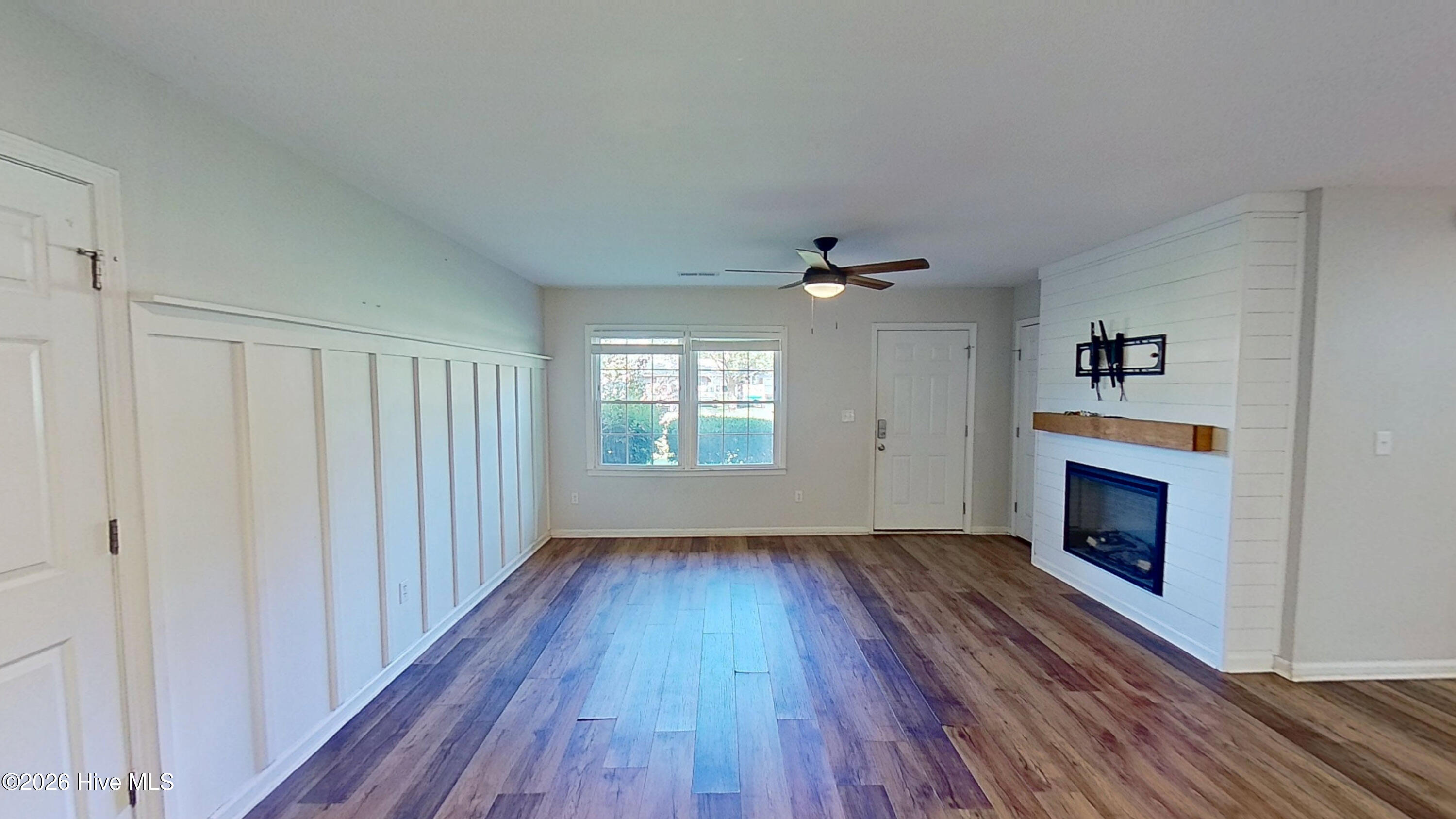 209 Caladan Road Castle Hayne, NC 28429 - Photo 3 of 25 Gallery Image 3