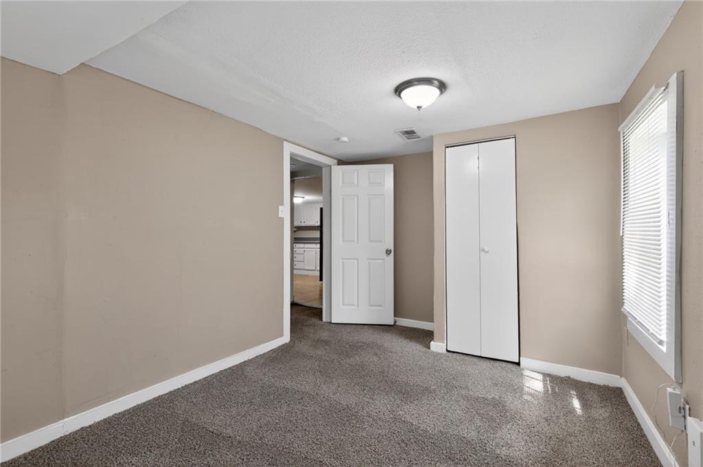 8318 Pershing Road Raytown, MO 64138 - Photo 25 of 30