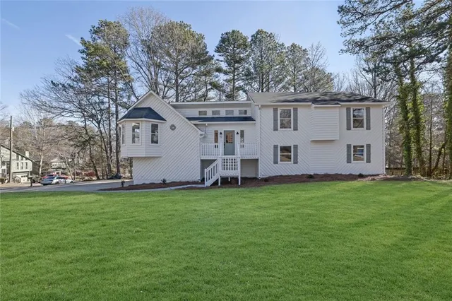 $359,900 | 10 Bramblewood Place Southwest, Cartersville, GA 30120