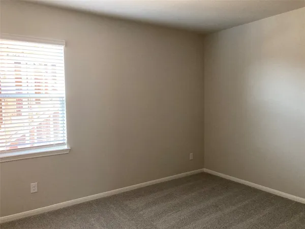 $2,300 | 22826 Ephesus Avenue, Tomball, TX 77377