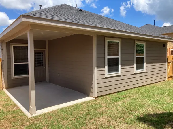 $2,300 | 22826 Ephesus Avenue, Tomball, TX 77377