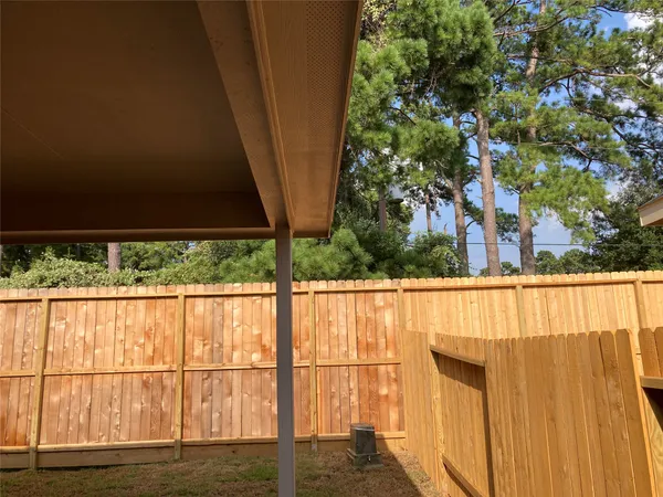 $2,300 | 22826 Ephesus Avenue, Tomball, TX 77377