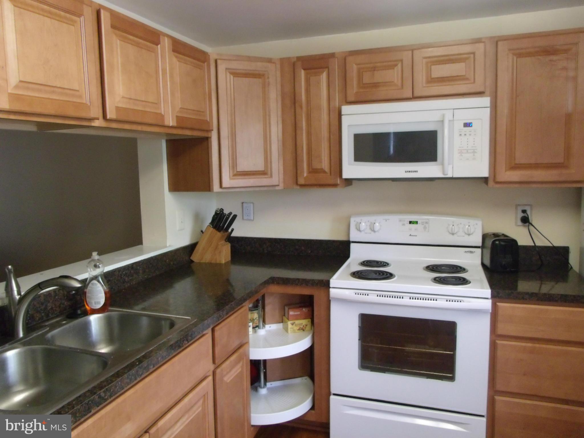 8739 Ritchboro Road District Heights, MD 20747 - Photo 8 of 19 Kitchen