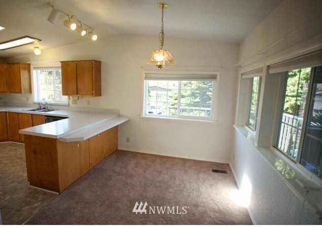 23813 7th Place West Bothell, WA 98021 - Photo 6 of 7