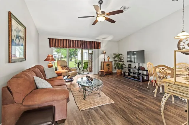 $229,000 | 3619 36th Ave Drive West, Unit 3619, Bradenton, FL 34205