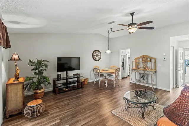 $229,000 | 3619 36th Ave Drive West, Unit 3619, Bradenton, FL 34205