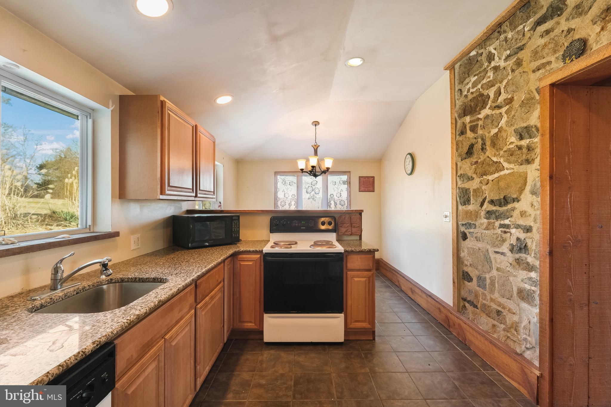 3010 Windy Bush Road New Hope, PA 18938 - Photo 39 of 61