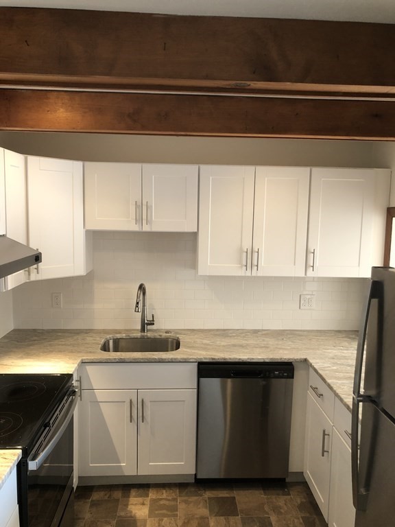 65 Front Street, Unit C Marblehead, MA 01945 - Photo 8 of 15