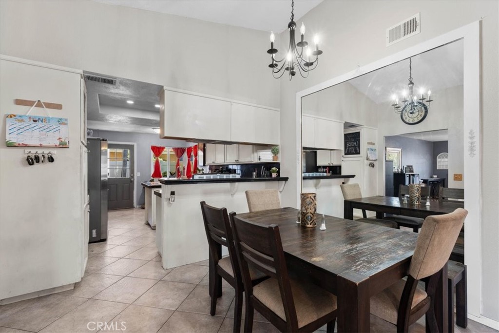 8715 Sandhill Drive Riverside, CA 92508 - Photo 10 of 38