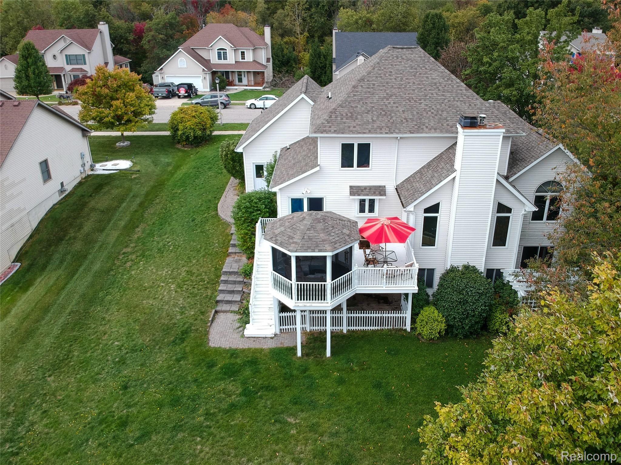 2354 Rolling Ridge Lane Holt, MI 48842 - Photo 39 of 48 Back of house.jpg