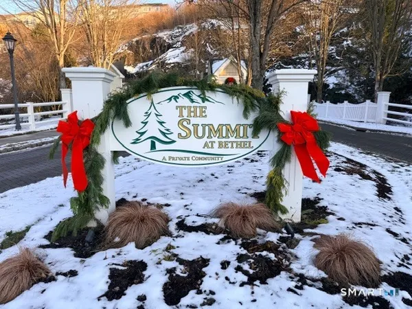 $619,900 | 12 Briar Ridge Drive, Unit 12, Bethel, CT 06801