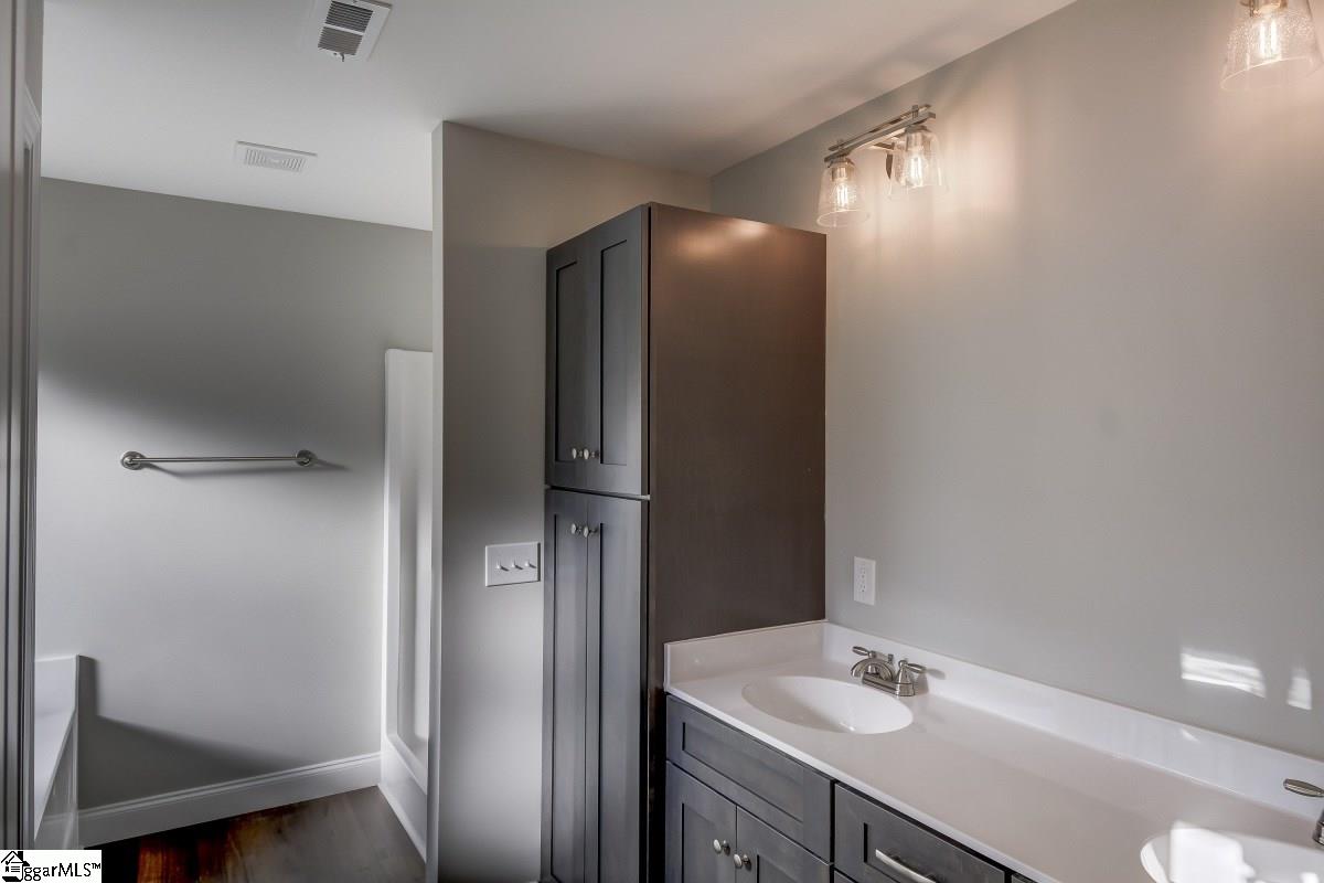 206 Zoar Heights Road Greer, SC 29651 - Photo 16 of 32 Gallery Image 16