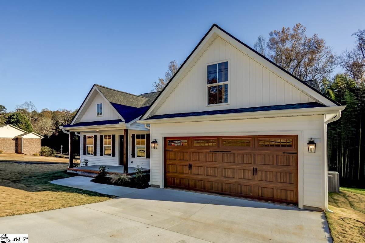 206 Zoar Heights Road Greer, SC 29651 - Photo 28 of 32 Gallery Image 28