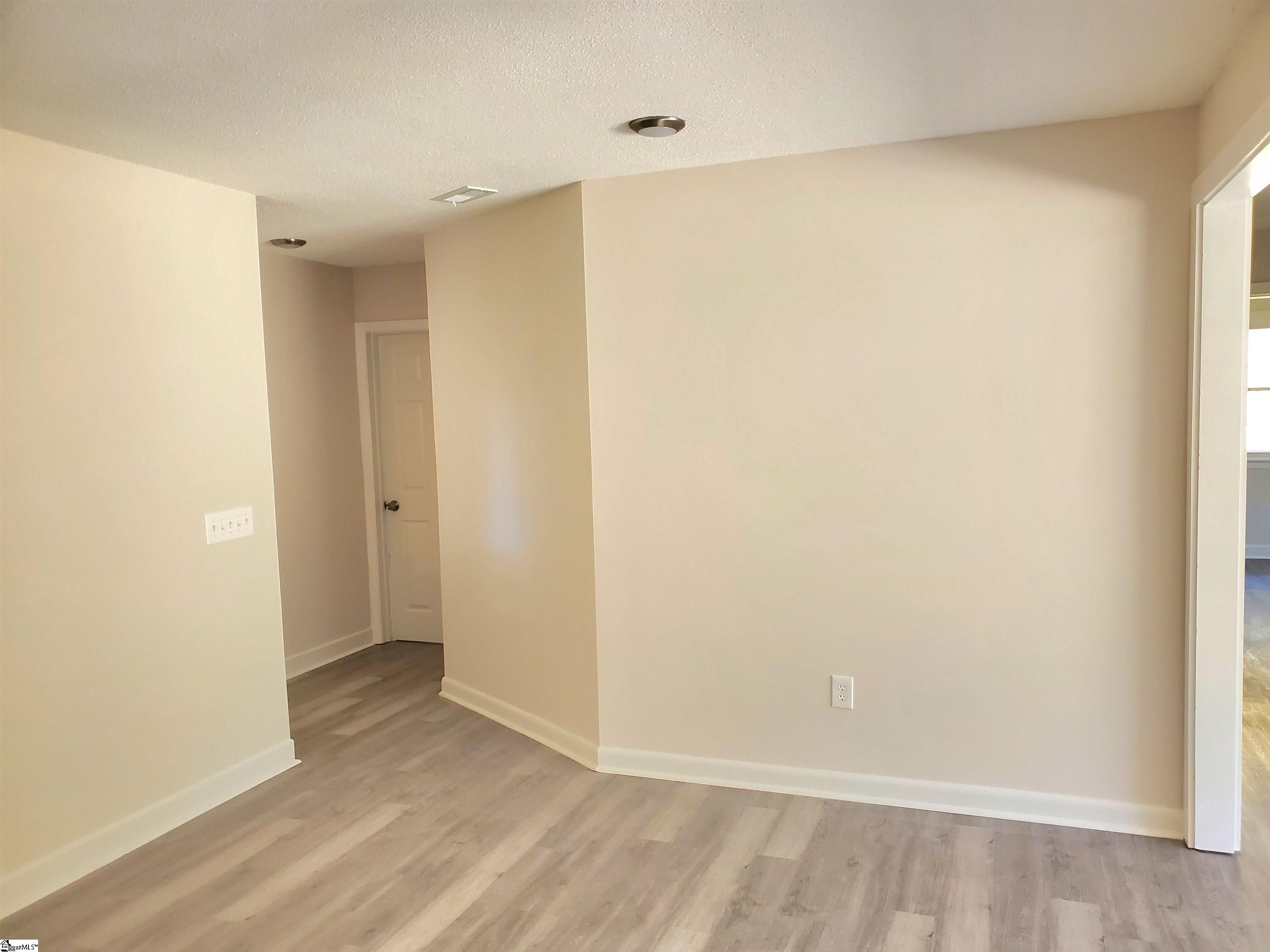 339 Spring Forest Drive Simpsonville, SC 29681 - Photo 29 of 50 Gallery Image 29