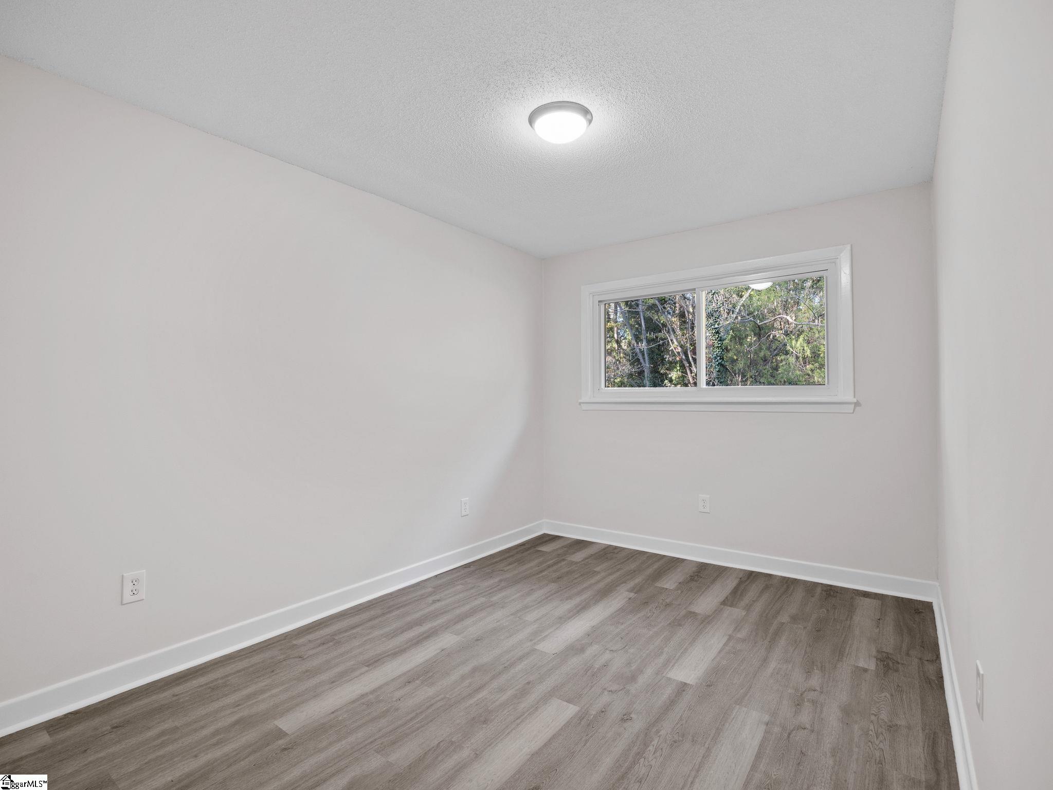 339 Spring Forest Drive Simpsonville, SC 29681 - Photo 37 of 50 Gallery Image 37