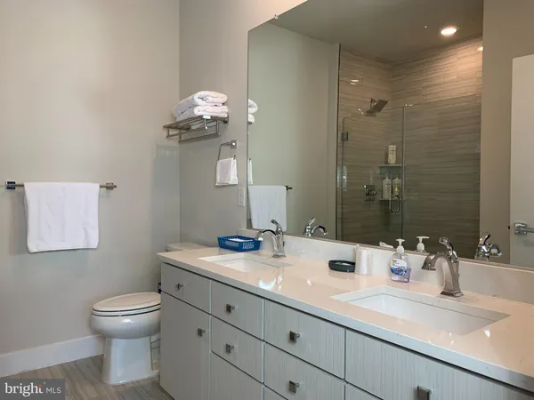 $3,850 | 1761 Old Meadow Road, Unit 313, McLean, VA 22102