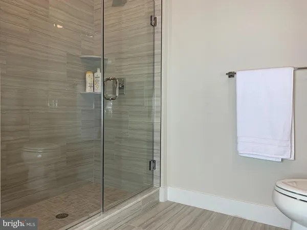 $3,850 | 1761 Old Meadow Road, Unit 313, McLean, VA 22102